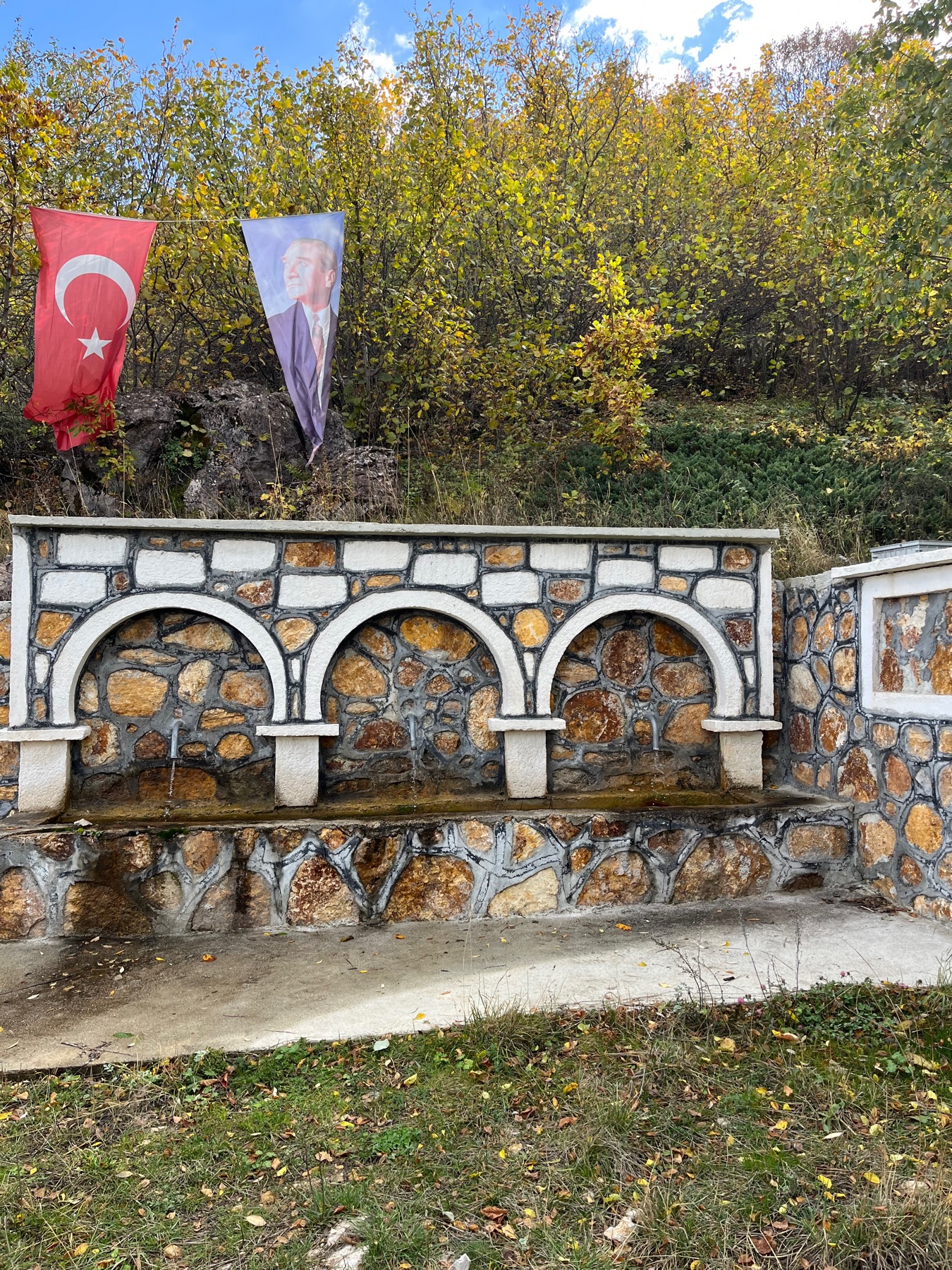 Mezgit Pınarı